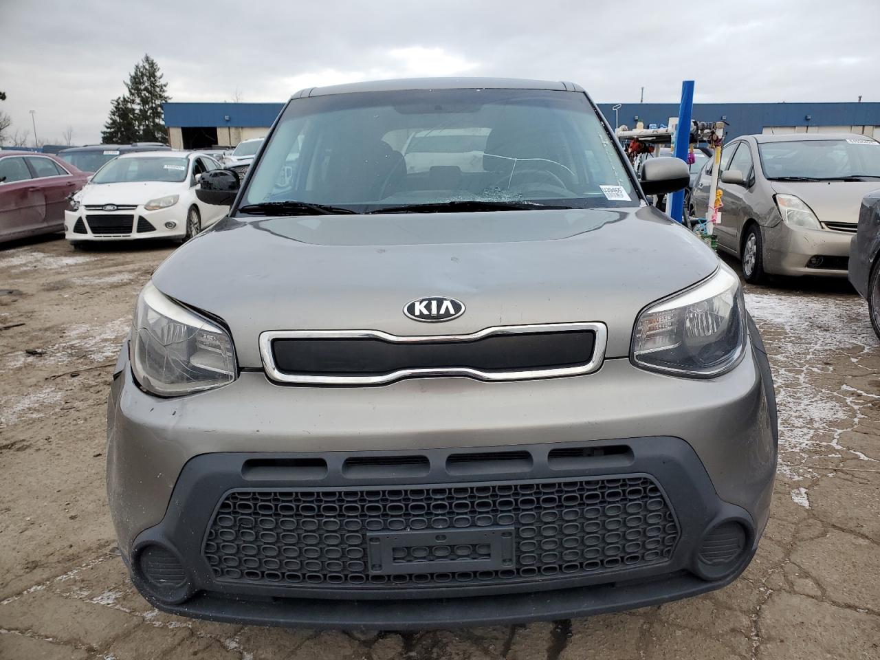 VIN KNDJN2A29G7274574 2016 KIA SOUL no.5