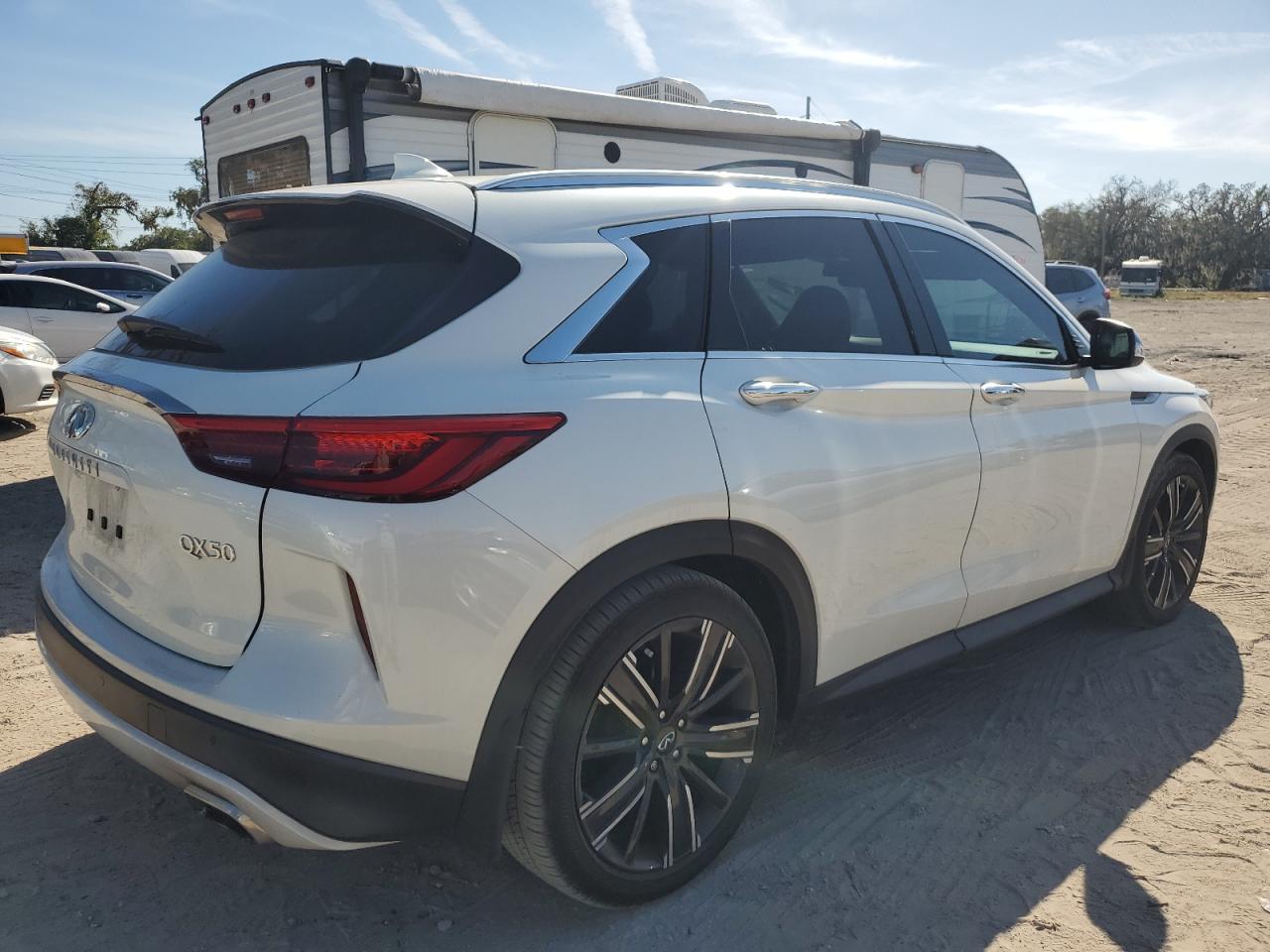 2021 Infiniti QX50 - Image 3