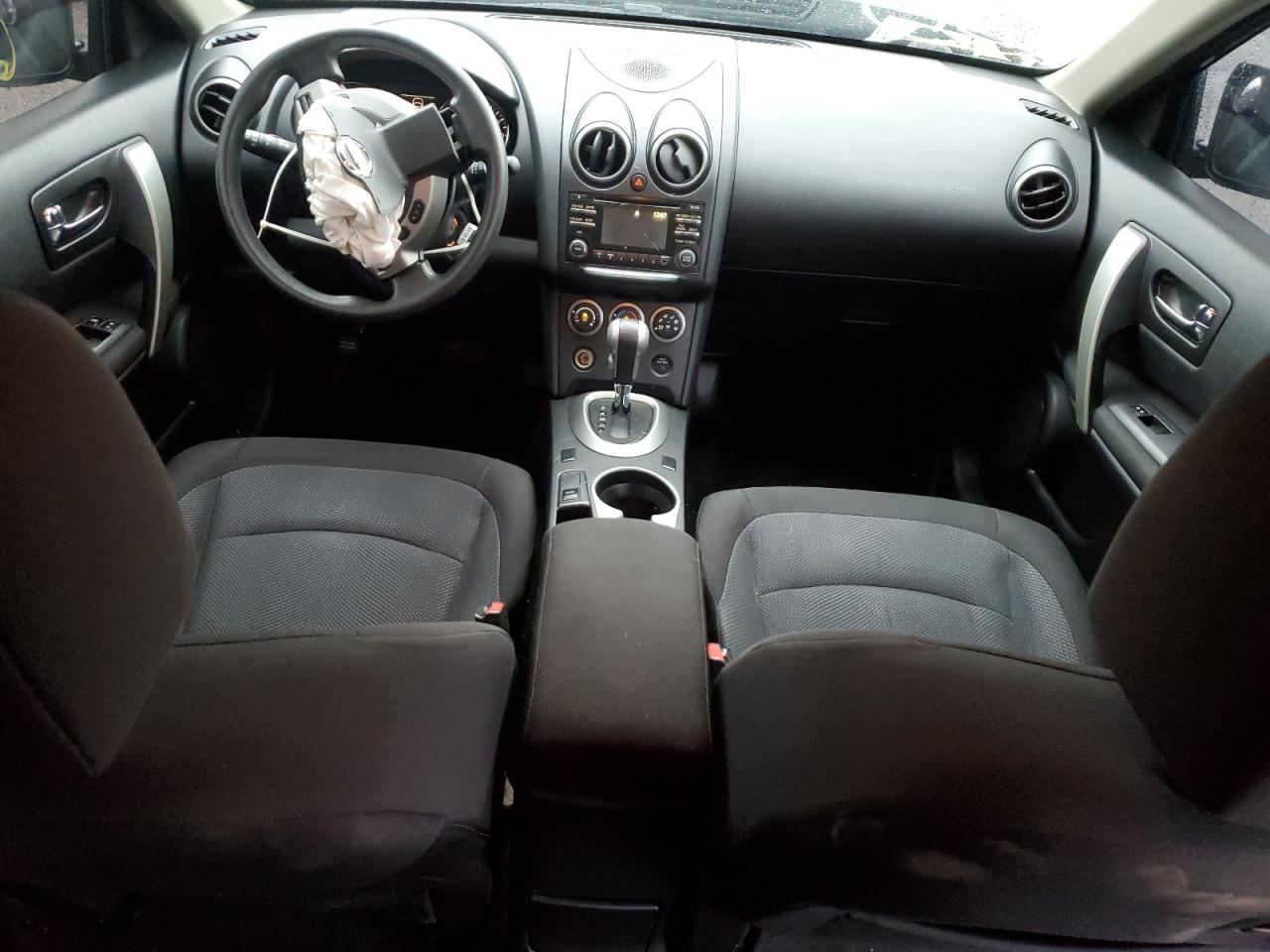 2012 Nissan Rogue - Image 8