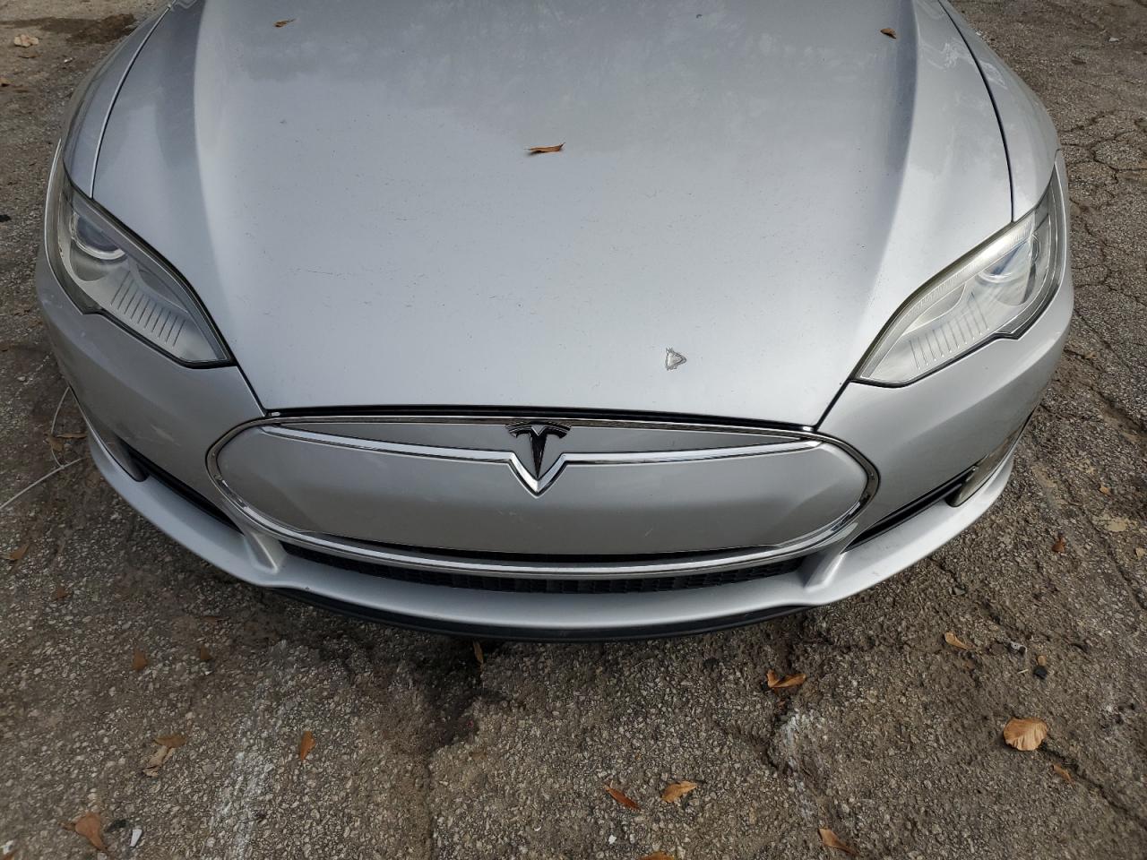 2013 Tesla Model S VIN: 5YJSA1CG1DFP16594 Lot: 85251984