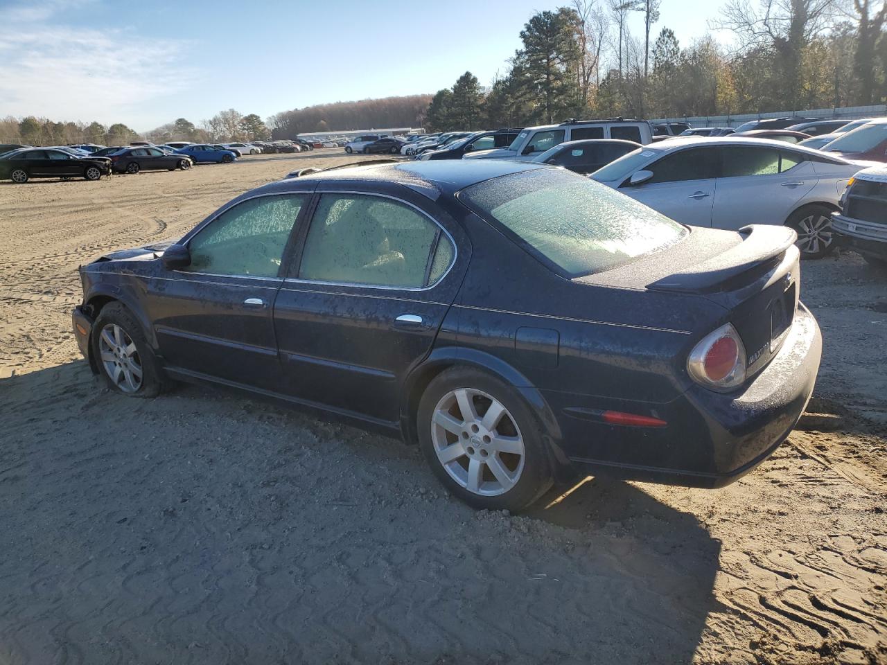 2002 Nissan Maxima - Image 2