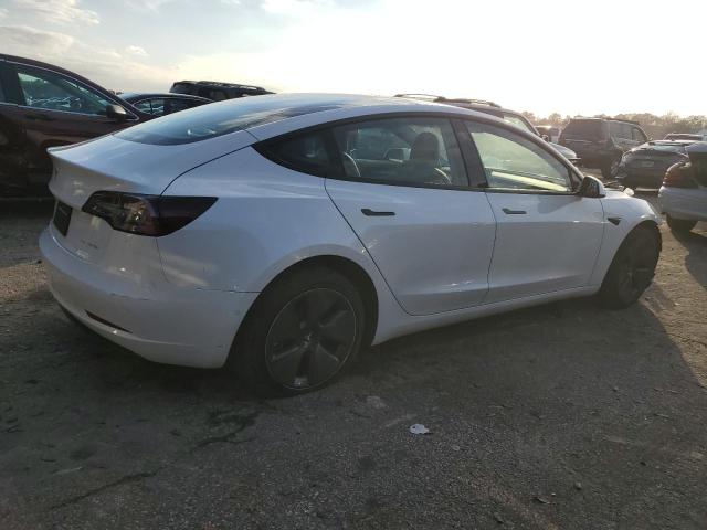  TESLA MODEL 3 2022 Biały