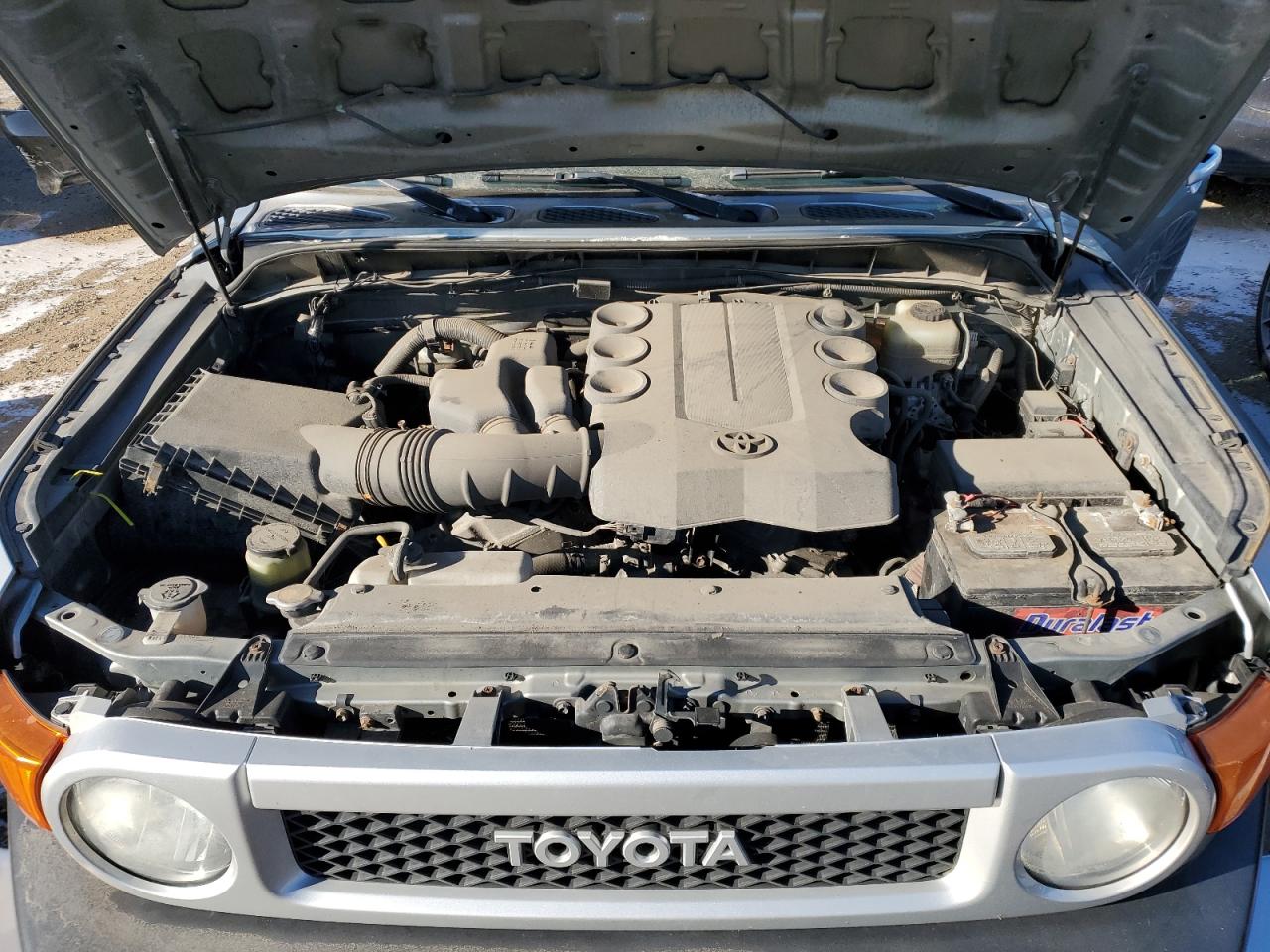 2010 Toyota FJ Cruiser - Image 11