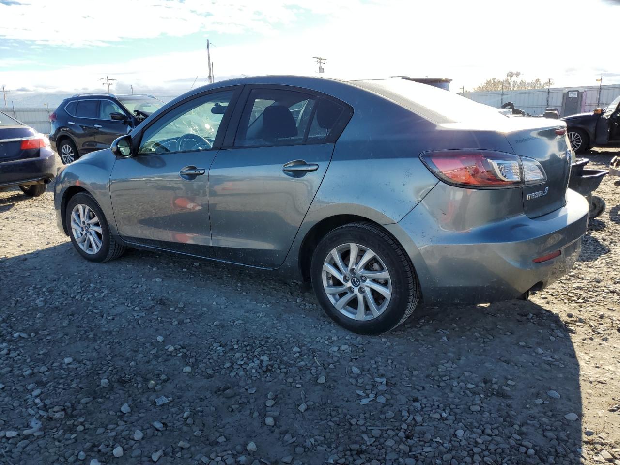 VIN JM1BL1V89D1705870 2013 MAZDA 3 no.2