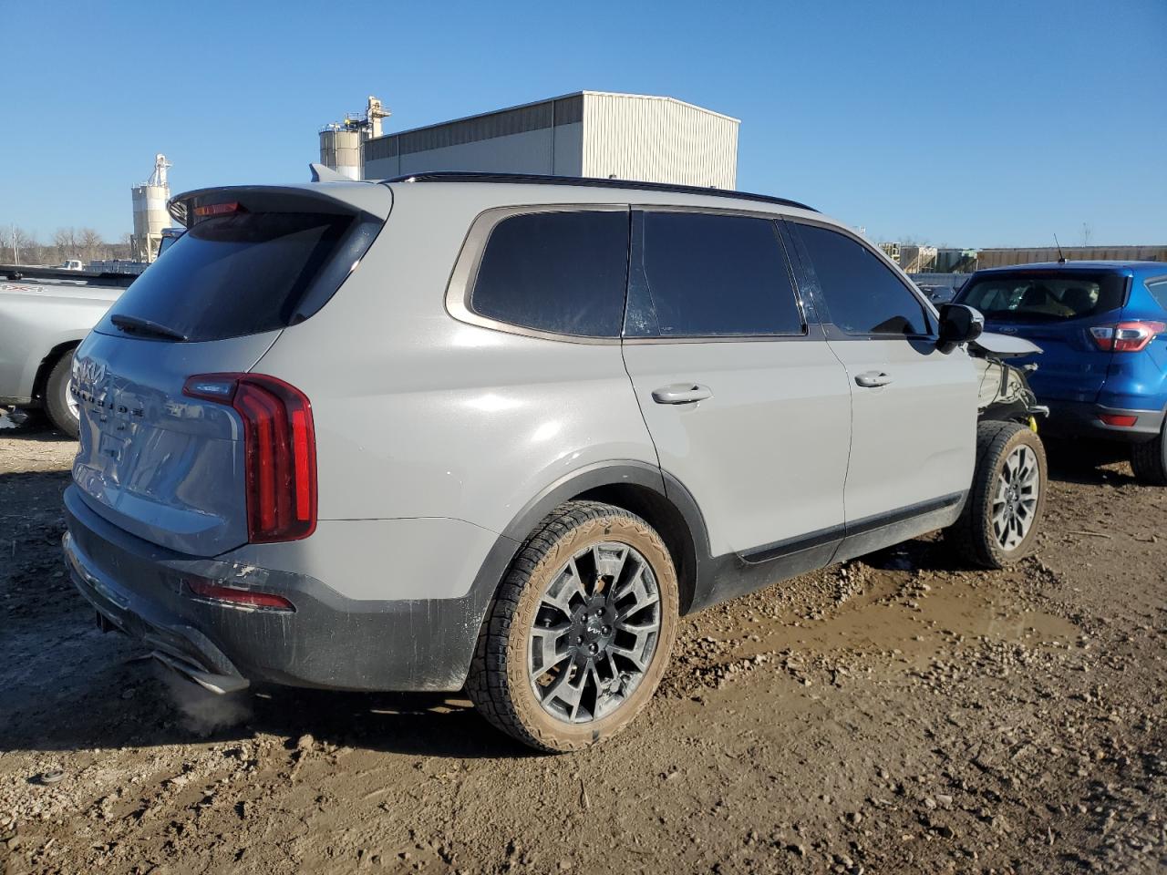 2022 Kia Telluride - Image 3