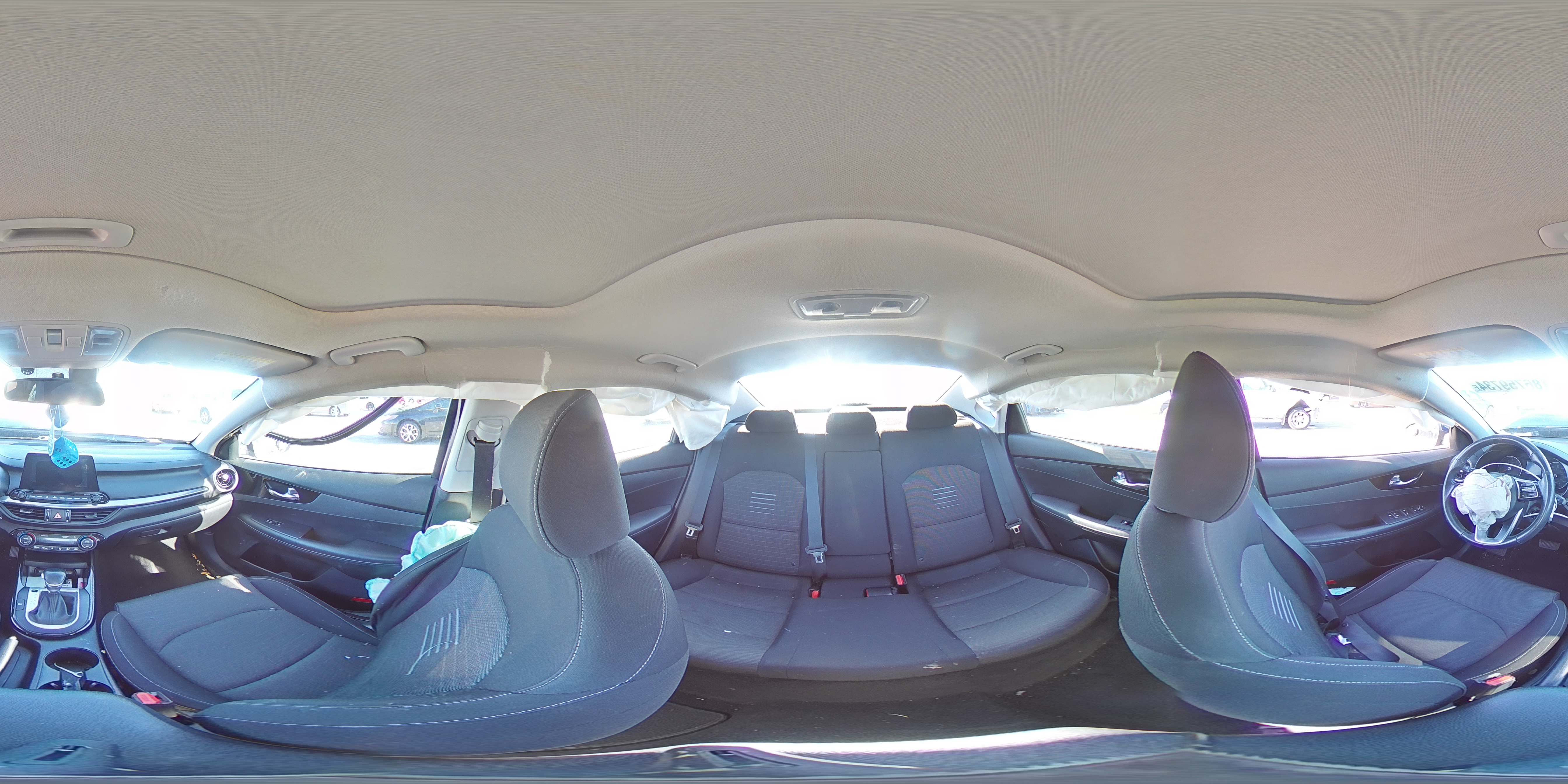 2019 Kia Forte - Image 13
