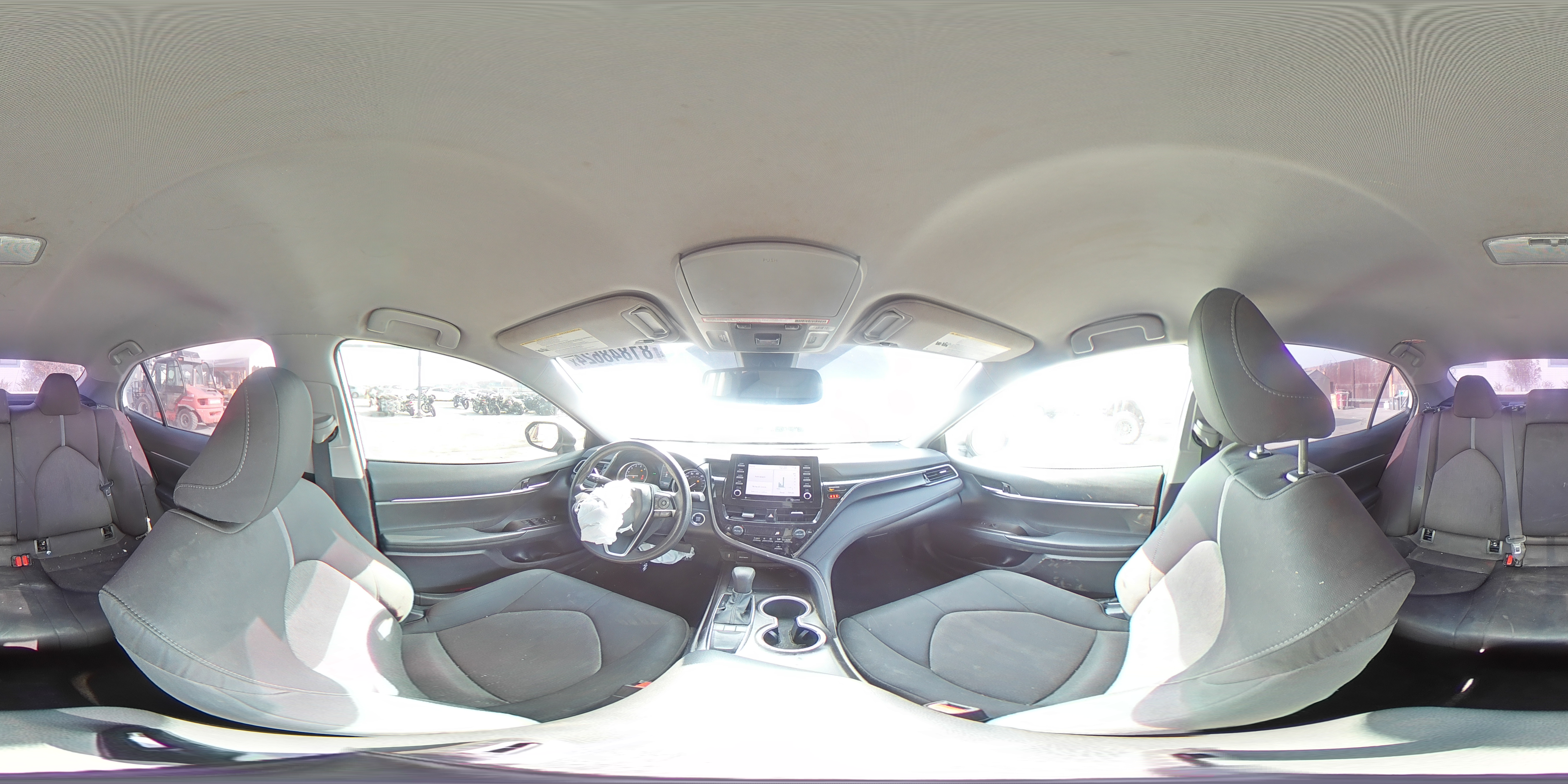 2022 Toyota Camry - Image 12