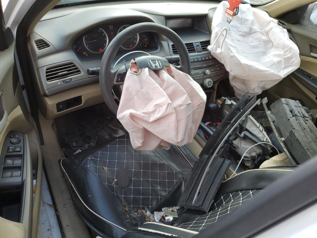 2010 Honda Accord - Image 8