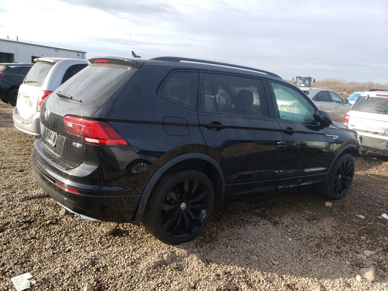 2021 Volkswagen Tiguan - Image 3