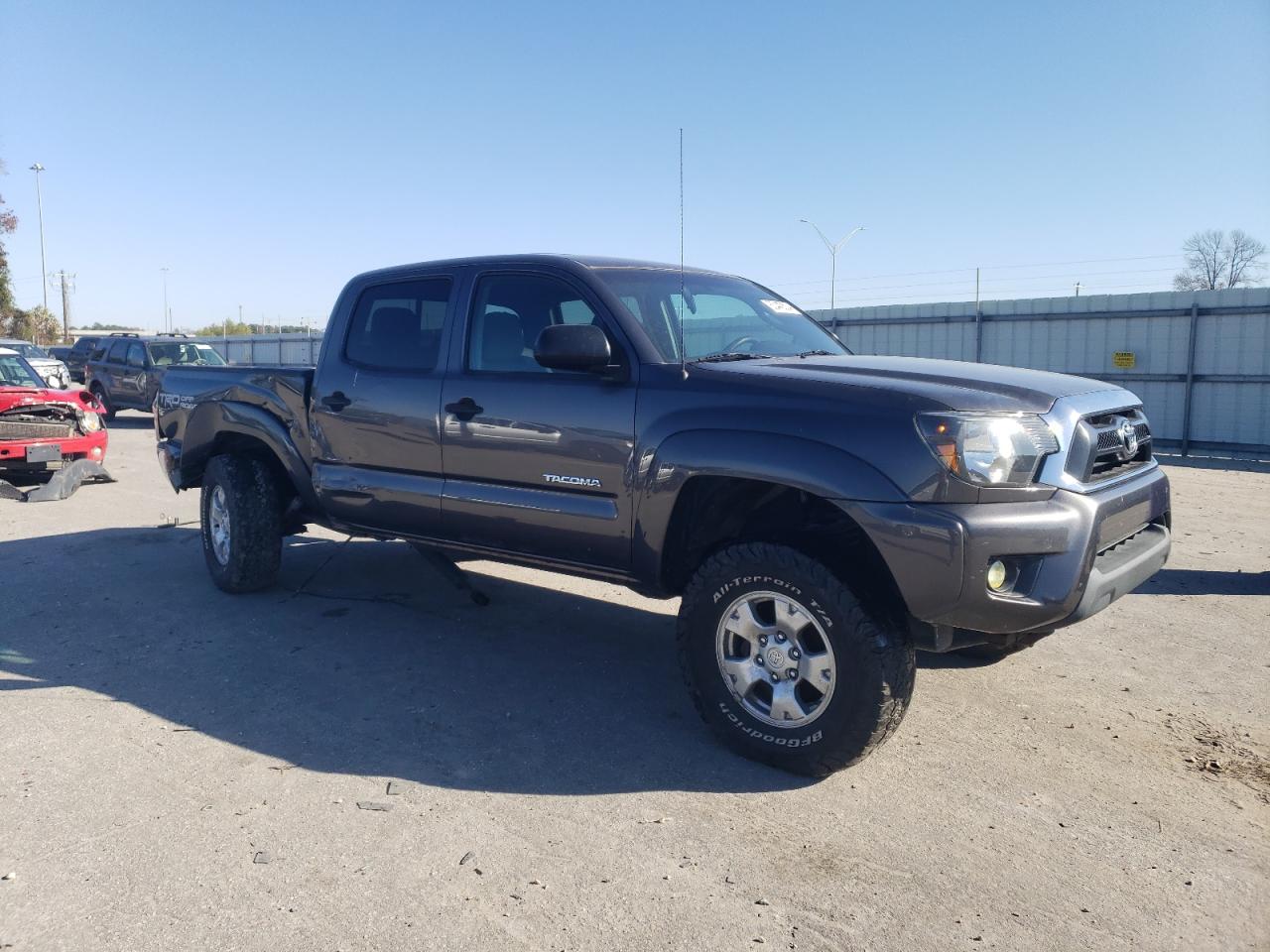 2014 Toyota Tacoma - Image 4