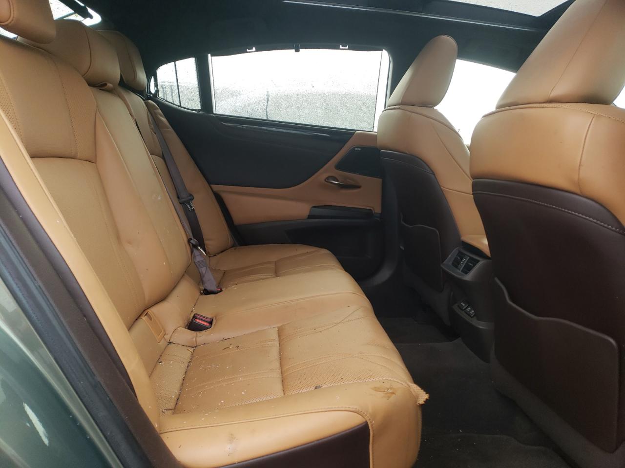2019 Lexus ES - Image 10
