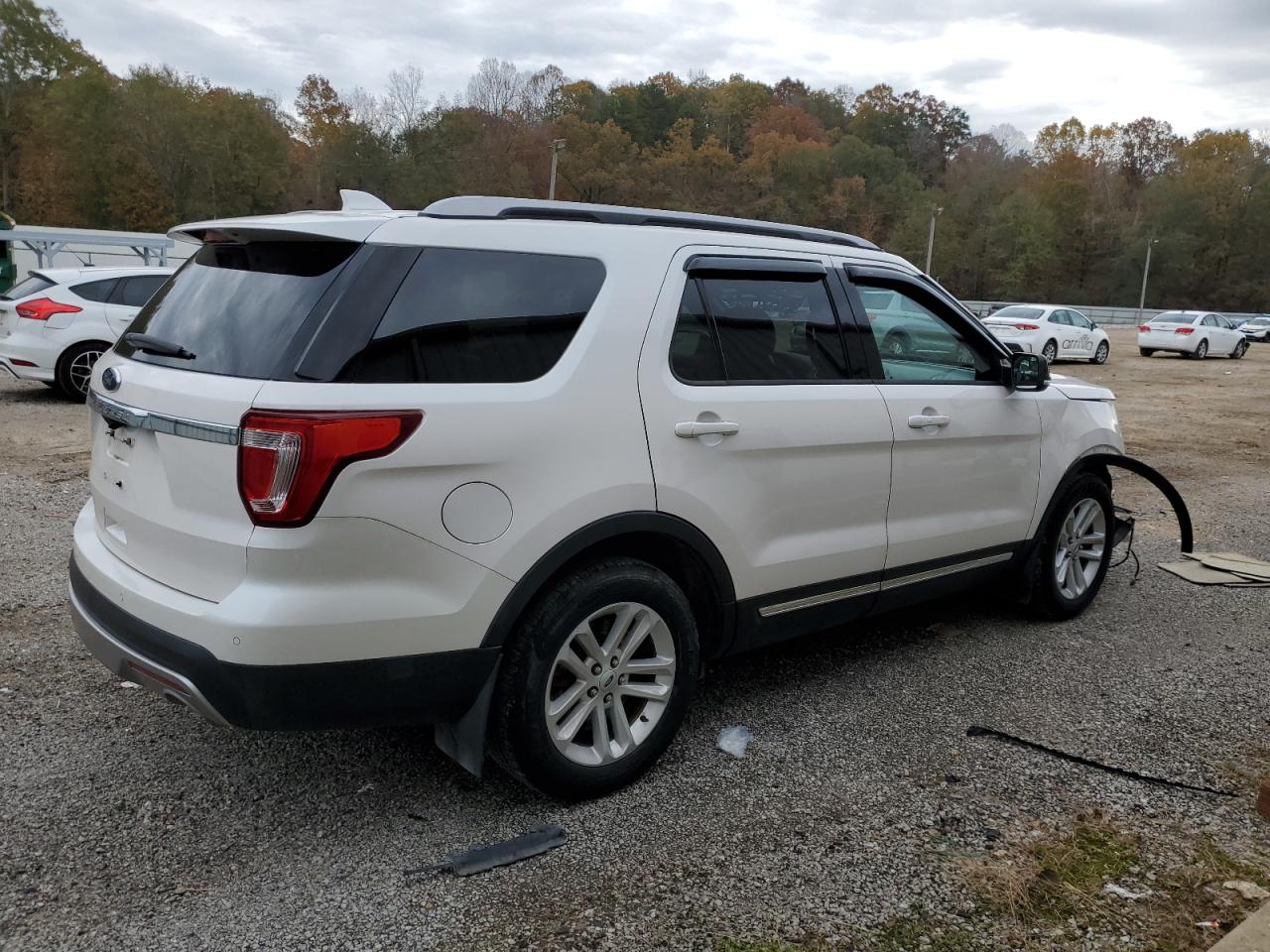 2017 Ford Explorer - Image 3