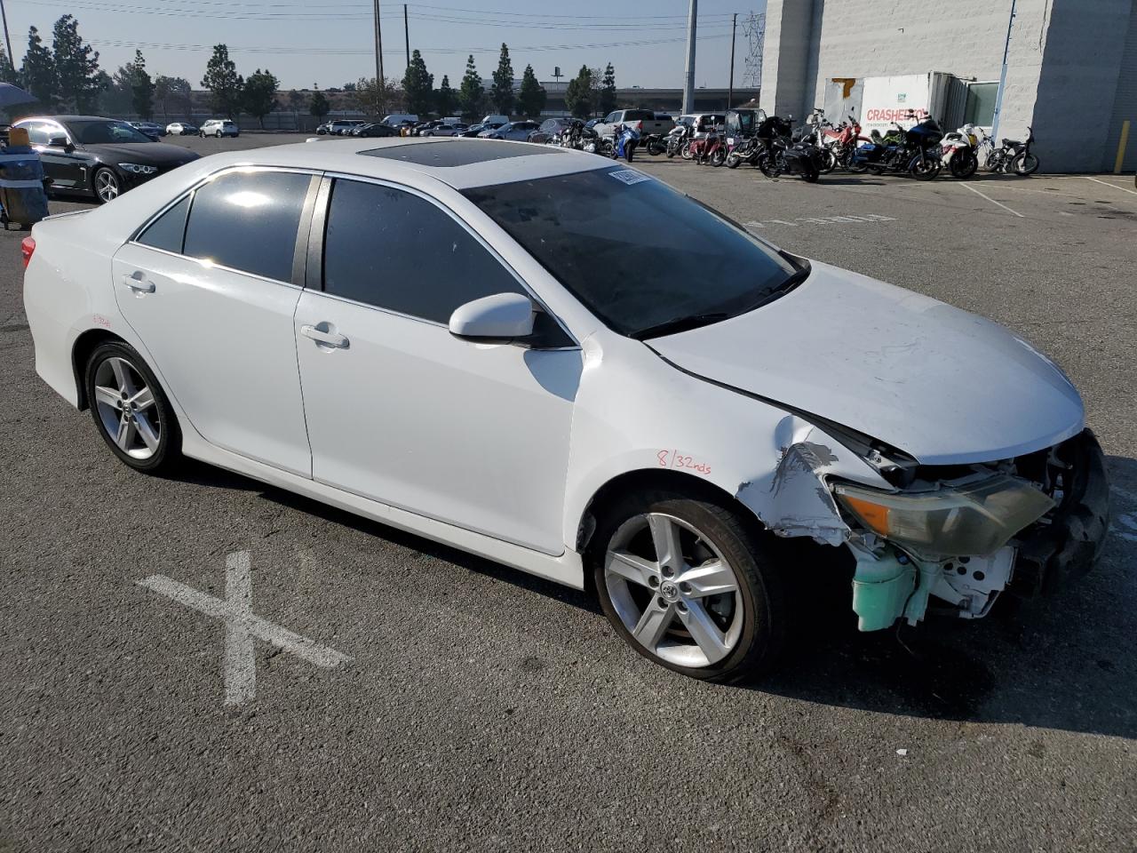 2014 Toyota Camry - Image 4
