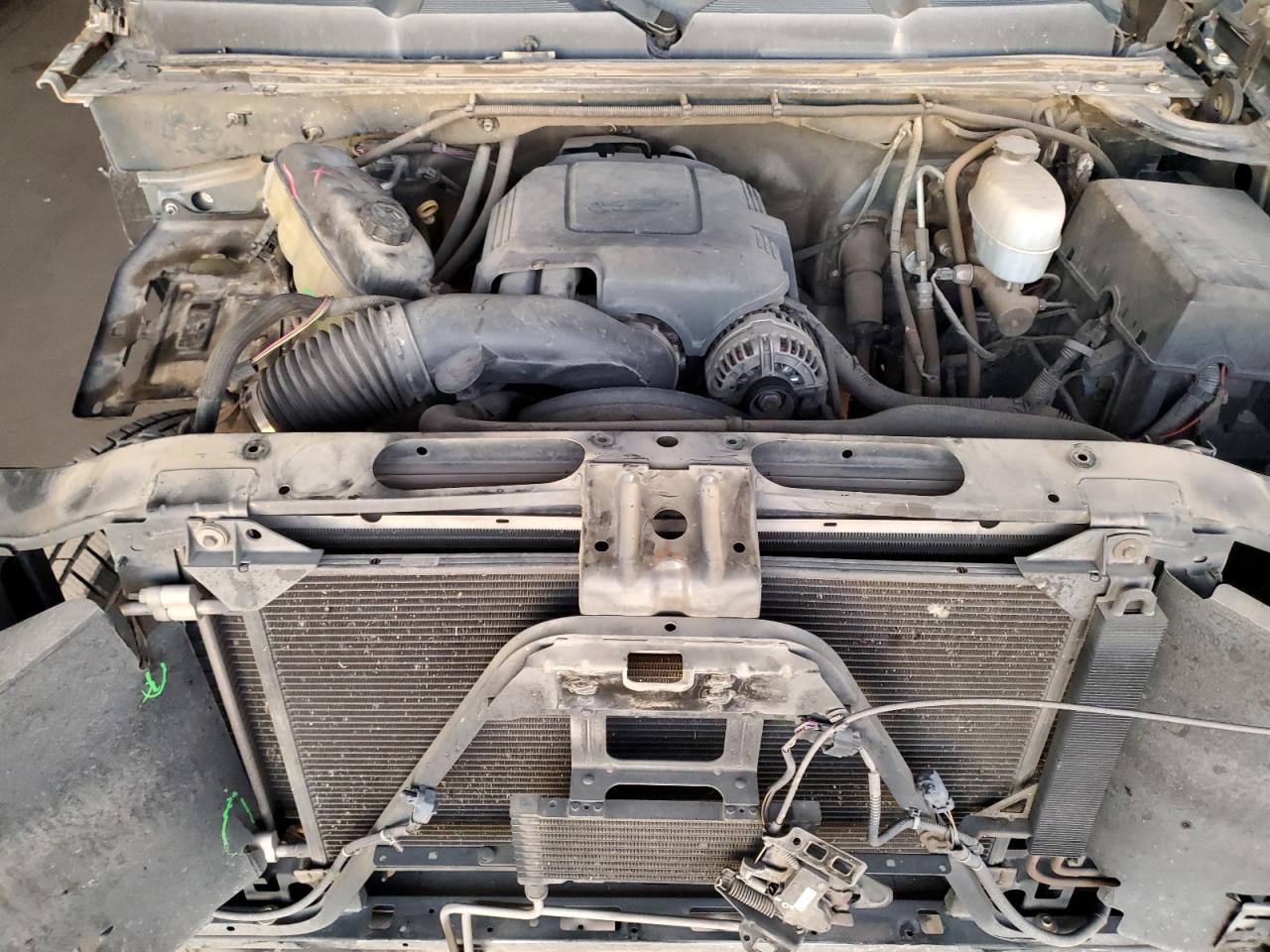 2007 Chevrolet Silverado - Image 11