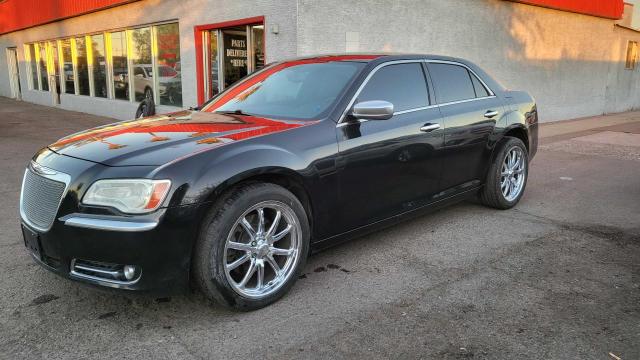 Седаны CHRYSLER 300 2014 Черный