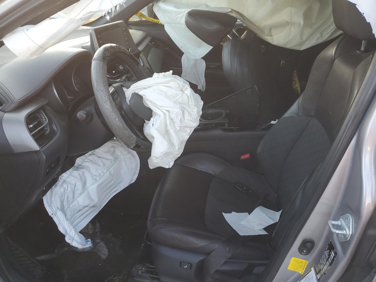 2019 Toyota C-HR - Image 7