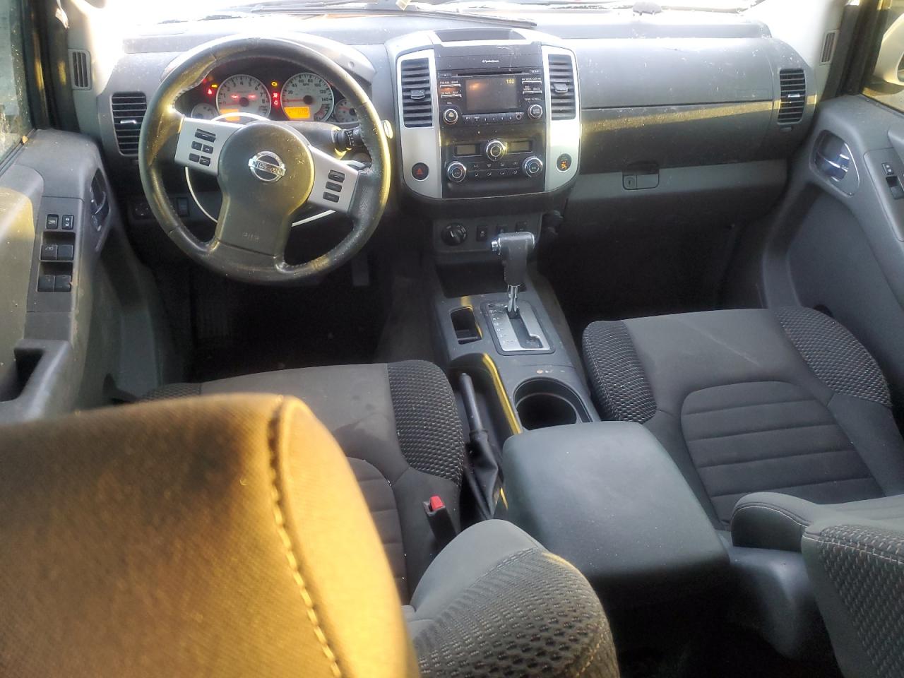 2013 Nissan Navara (Frontier) - Image 8