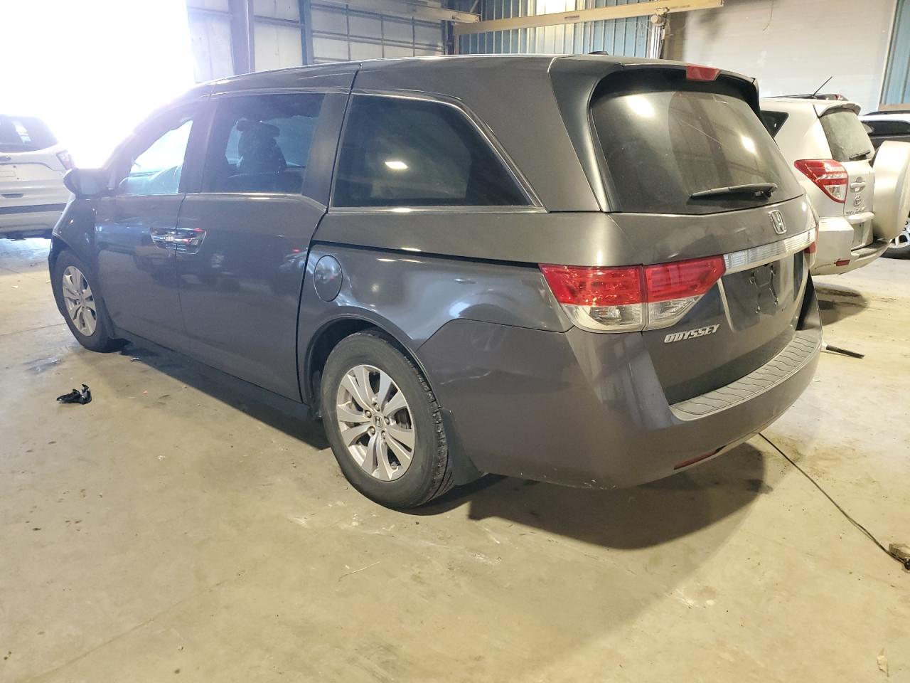 2014 Honda Odyssey - Image 2