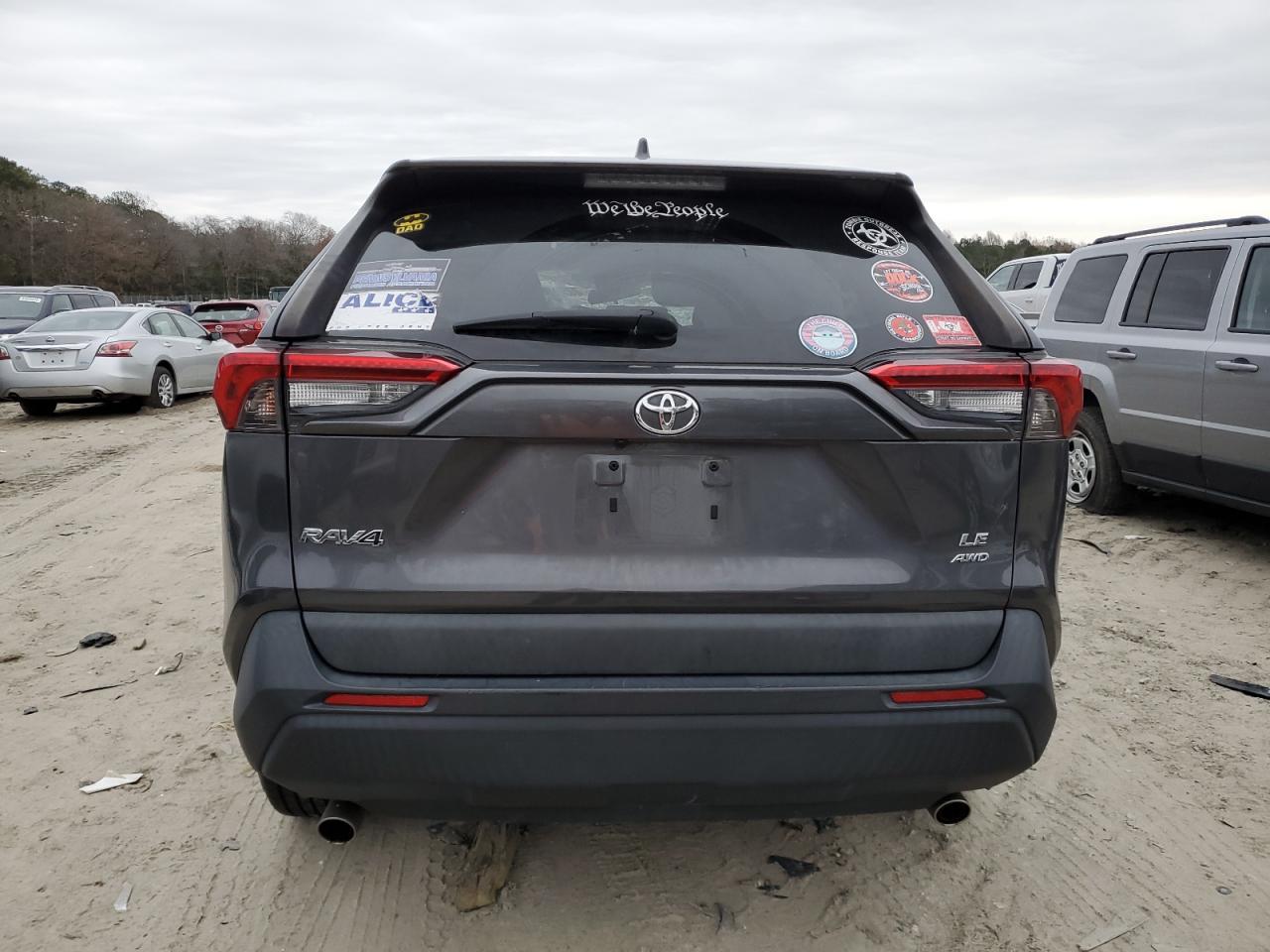 2019 Toyota RAV 4 - Image 6