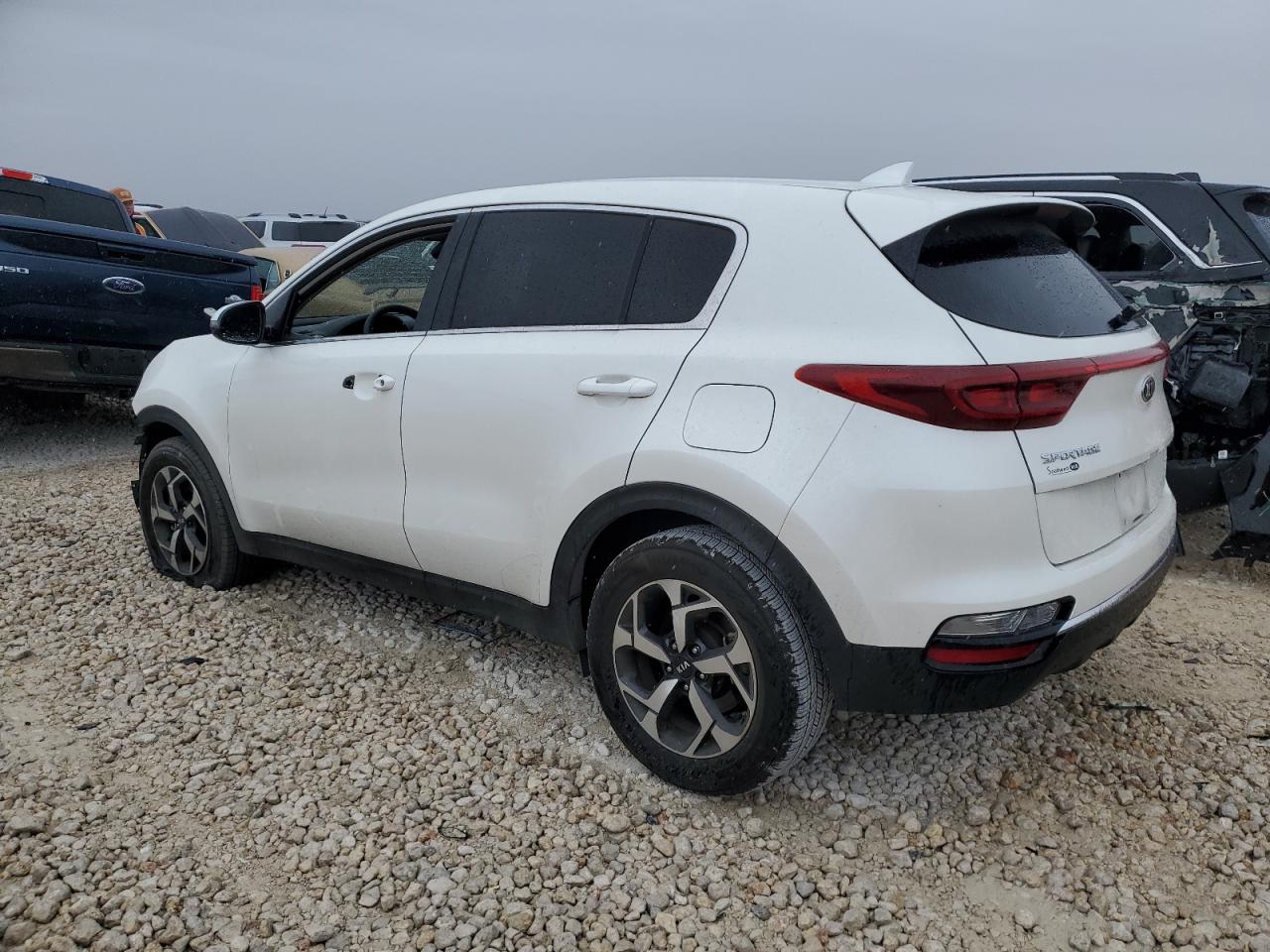 2021 Kia Sportage - Image 2
