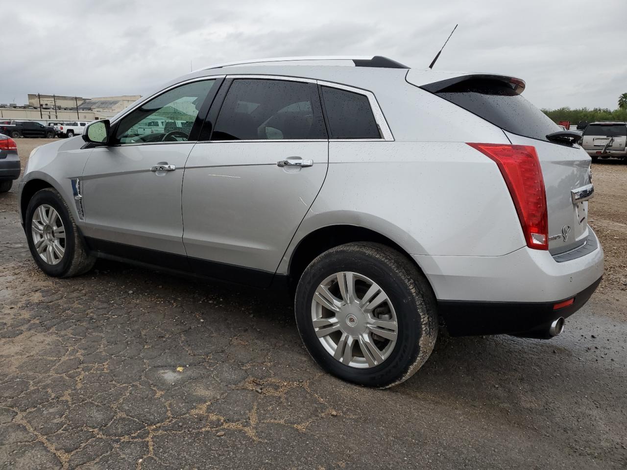 2010 Cadillac SRX - Image 2