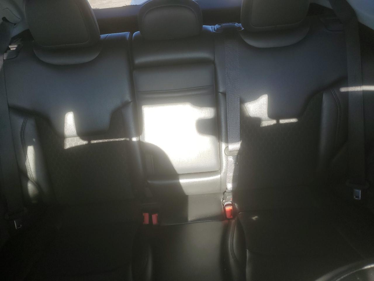 2018 Jeep Compass - Image 10