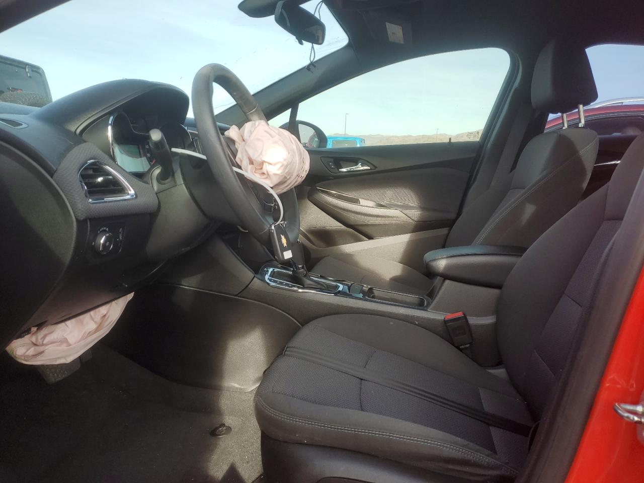 2018 Chevrolet Cruze - Image 7
