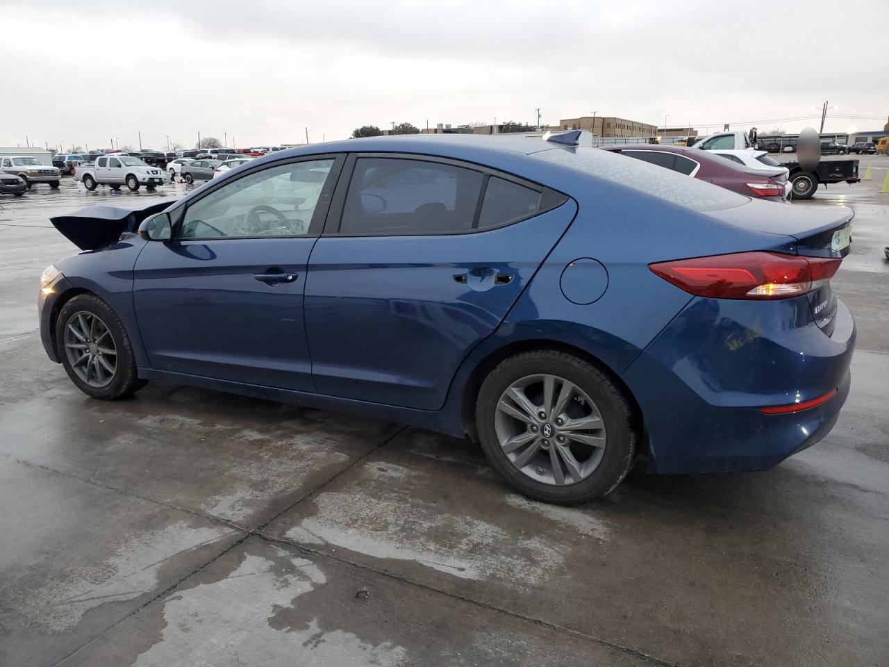 2017 Hyundai Elantra - Image 2