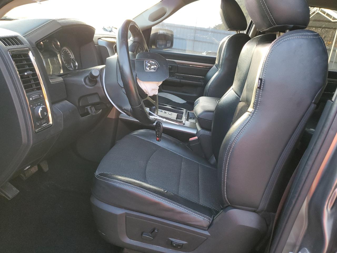 2013 RAM 1500 - Image 7