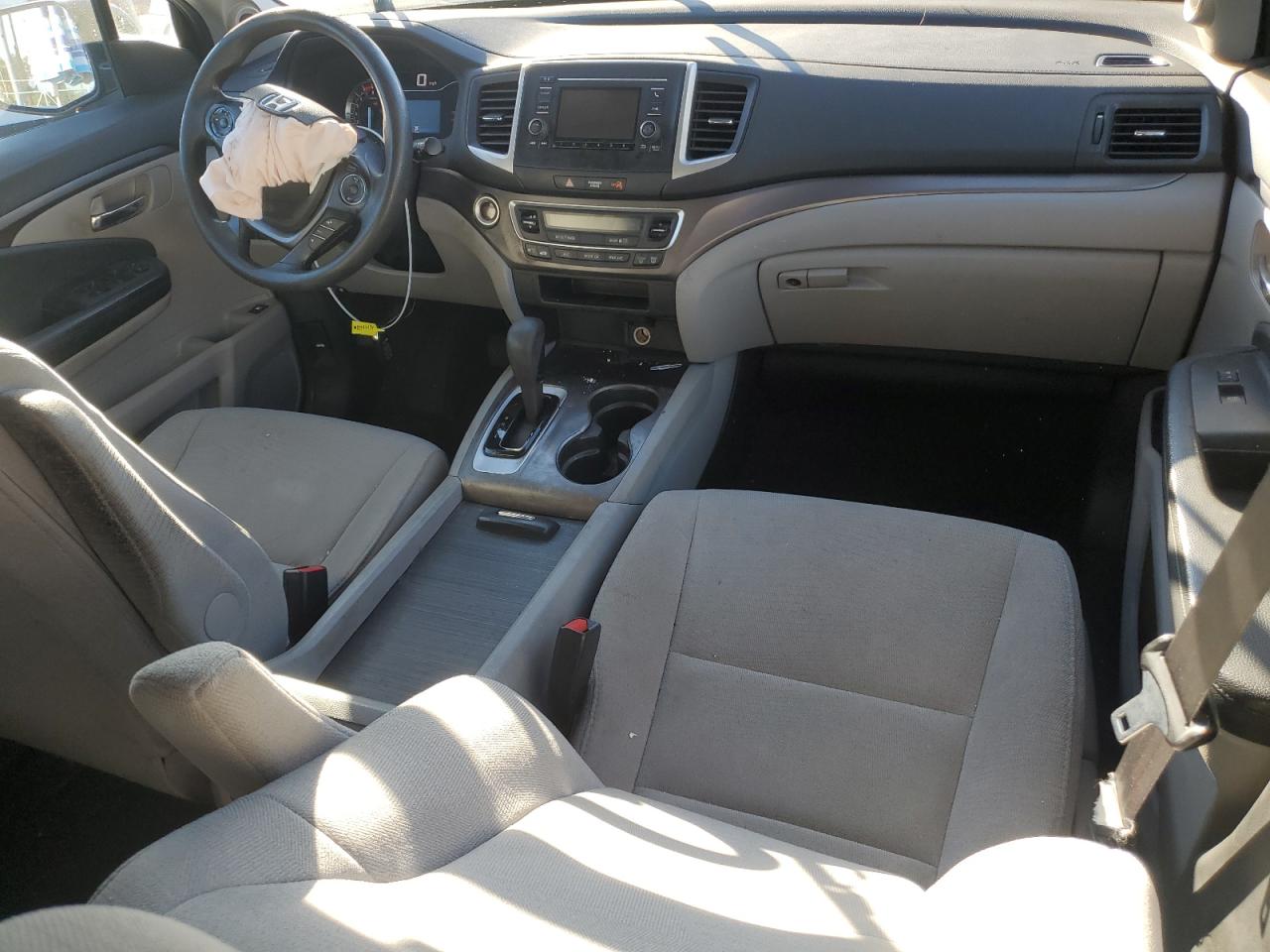 2016 Honda Pilot Lx VIN: 5FNYF5H10GB034768 Lot: 82934174