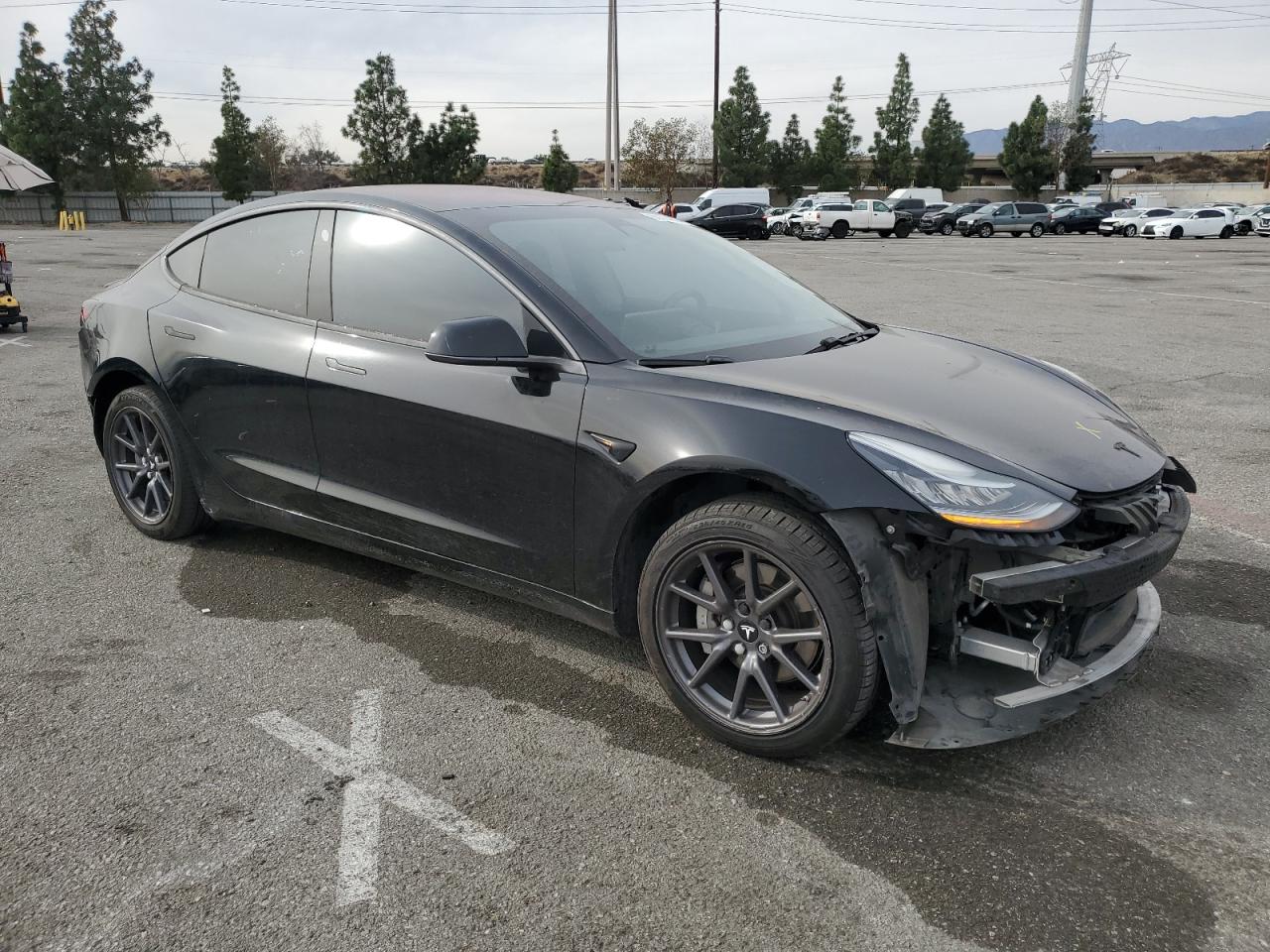 VIN 5YJ3E1EA6JF018771 2018 TESLA MODEL 3 no.4