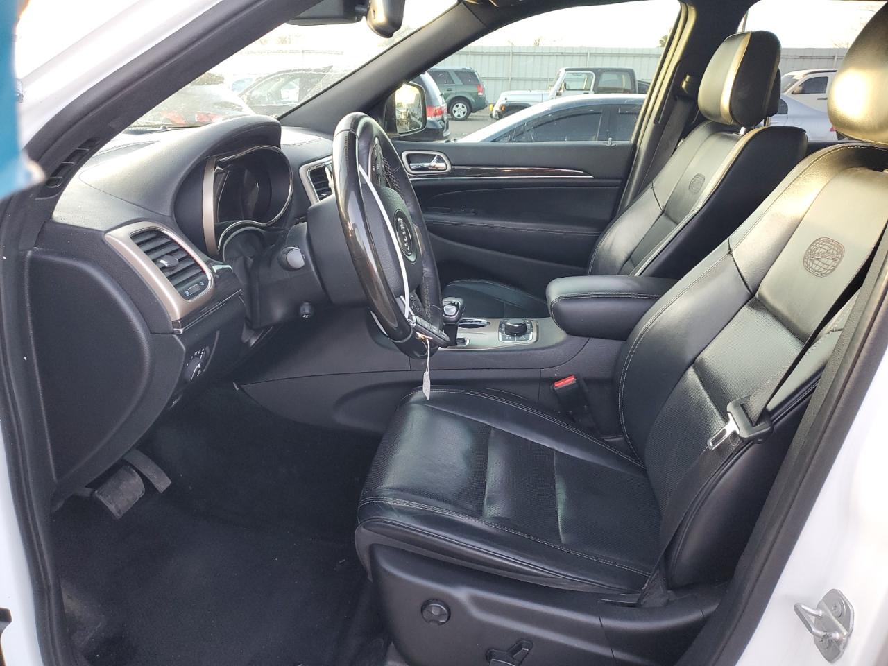 2015 Jeep Grand Cherokee - Image 7