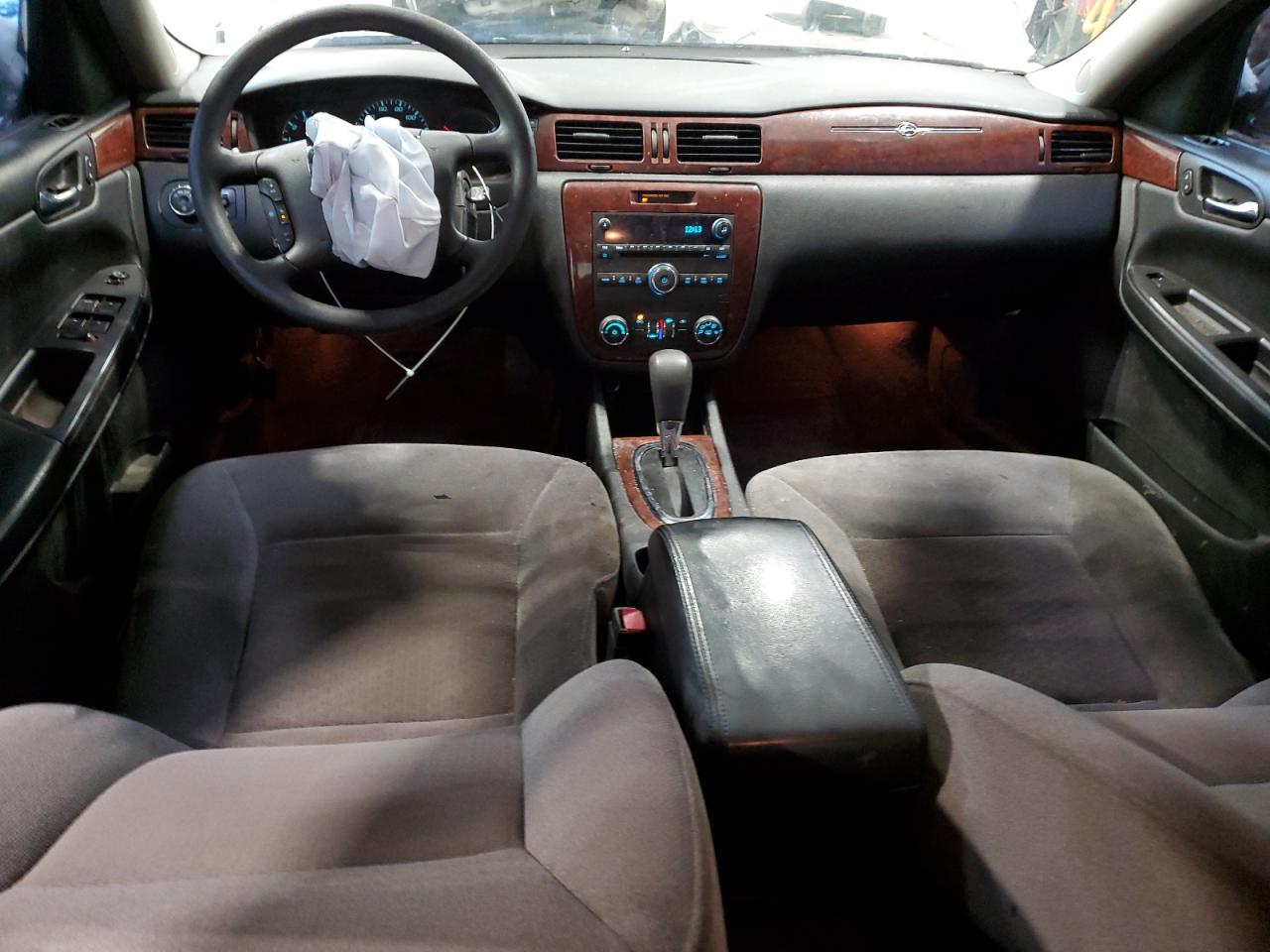 2008 Chevrolet Impala - Image 8