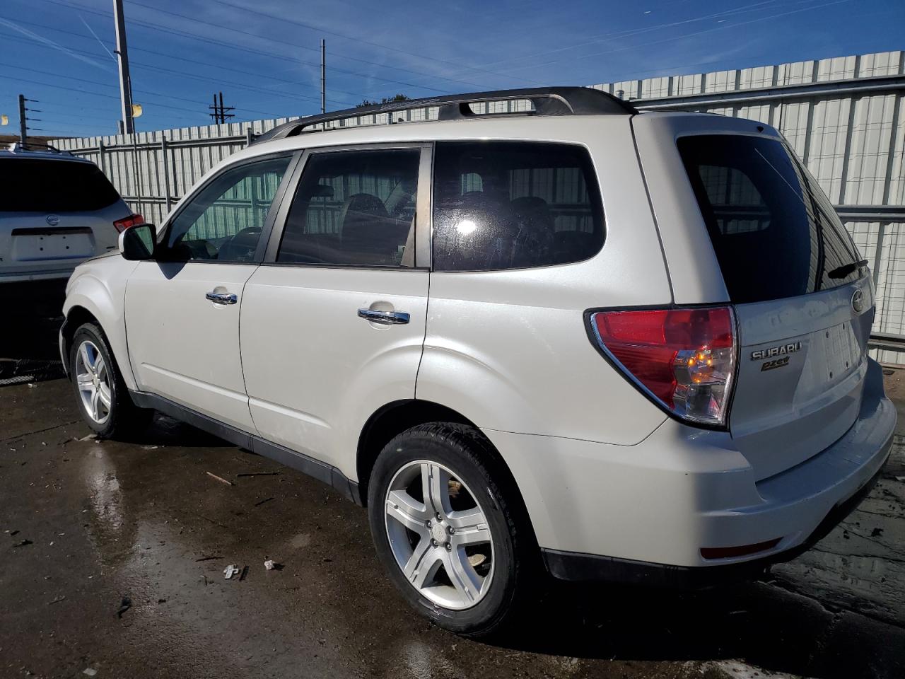 2009 Subaru Forester - Image 2