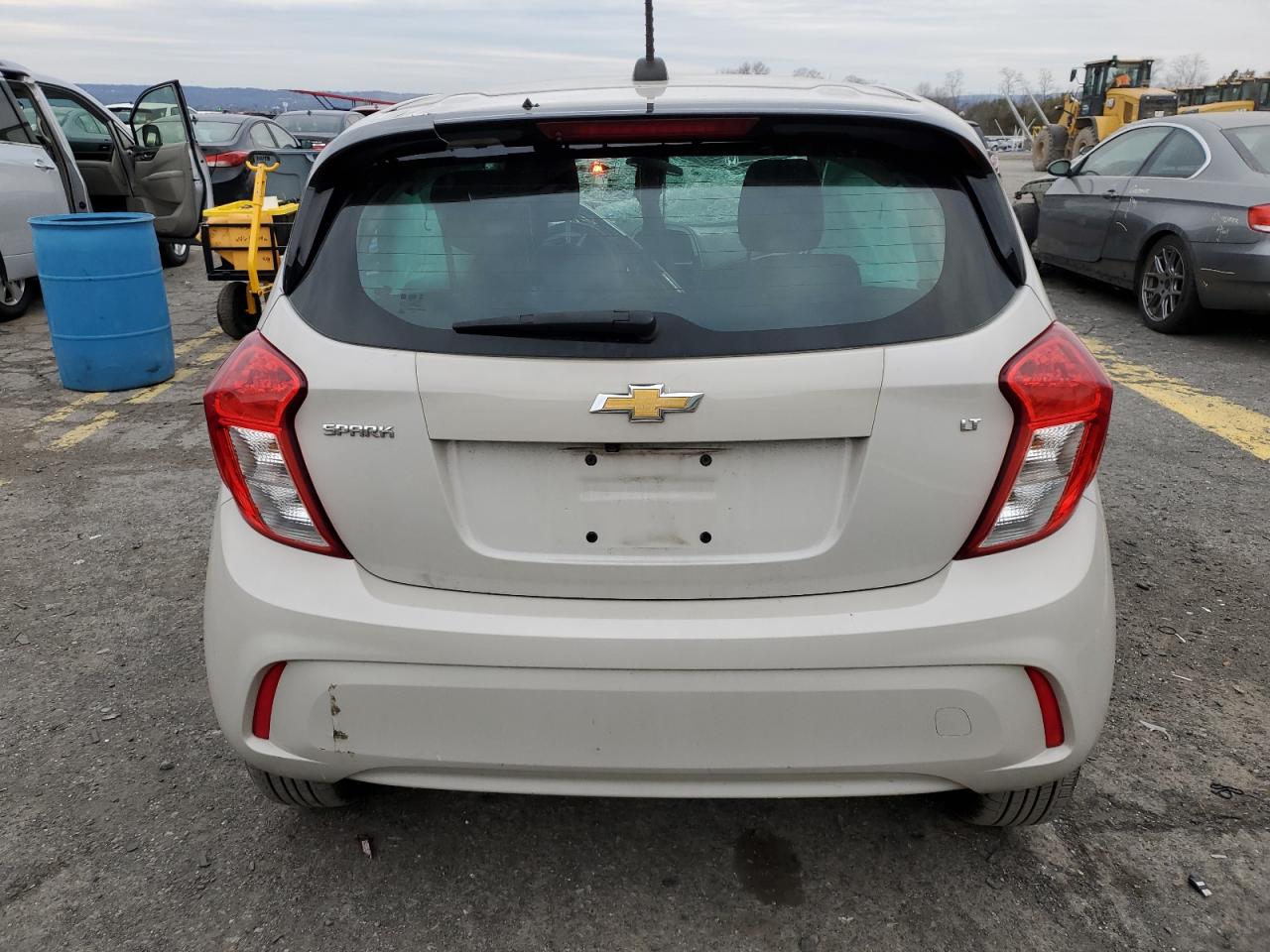 VIN KL8CD6SA4MC747091 2021 CHEVROLET SPARK no.6