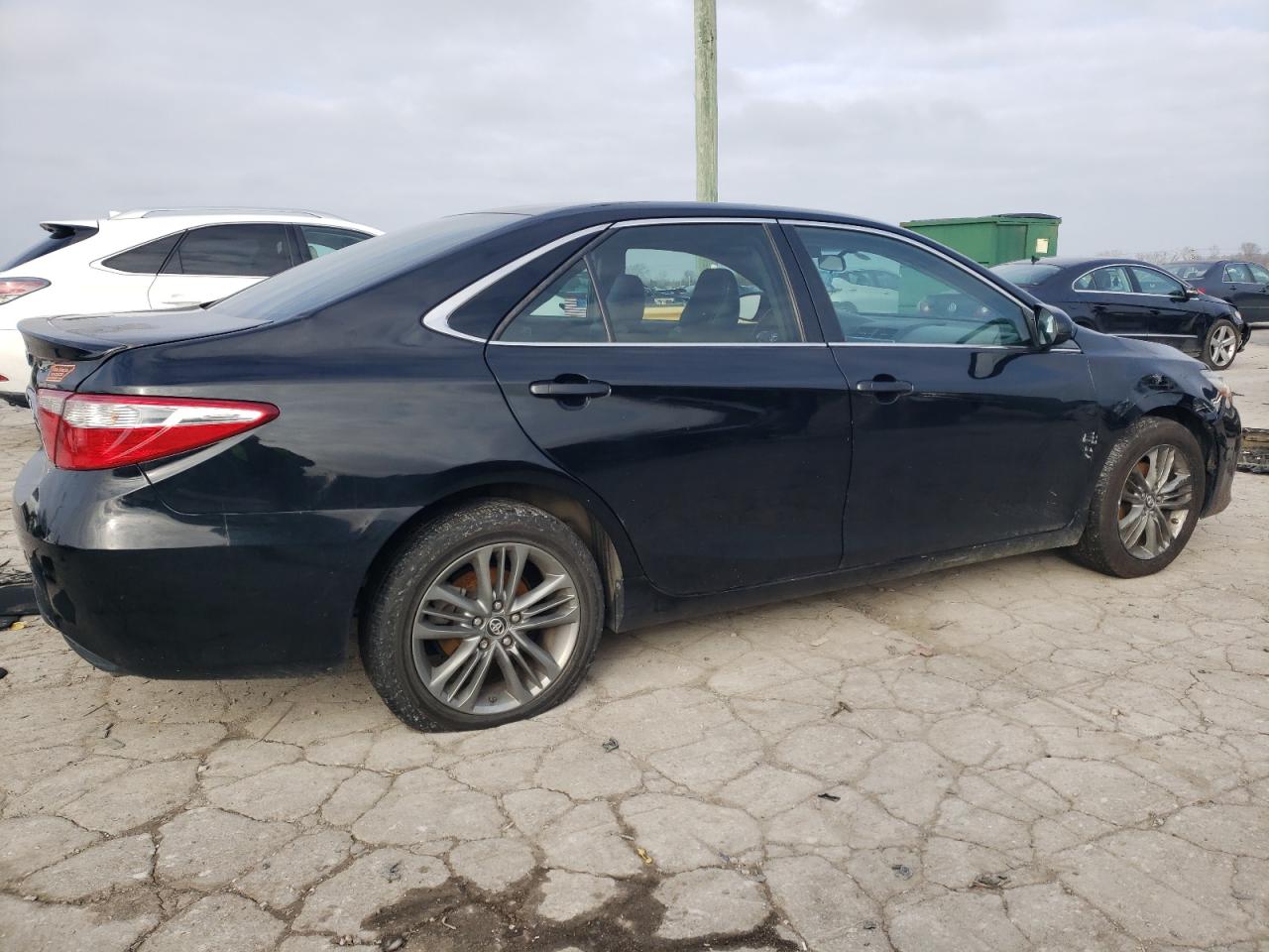 2017 Toyota Camry - Image 3