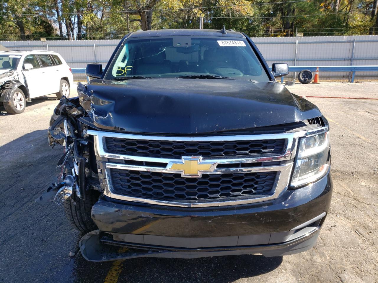 VIN 1GNSCBKCXFR570103 2015 CHEVROLET TAHOE no.5