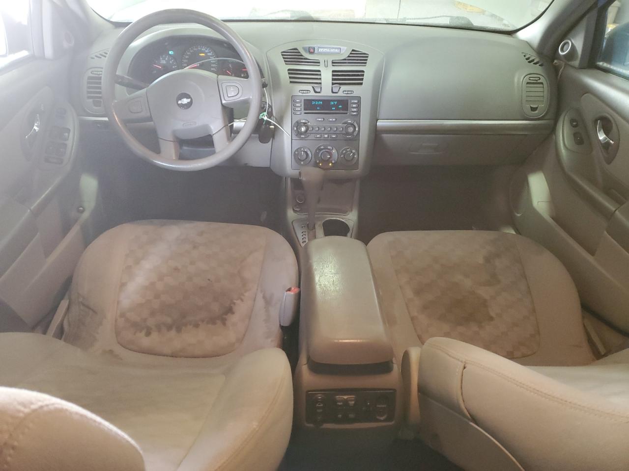 2004 Chevrolet Malibu - Image 8