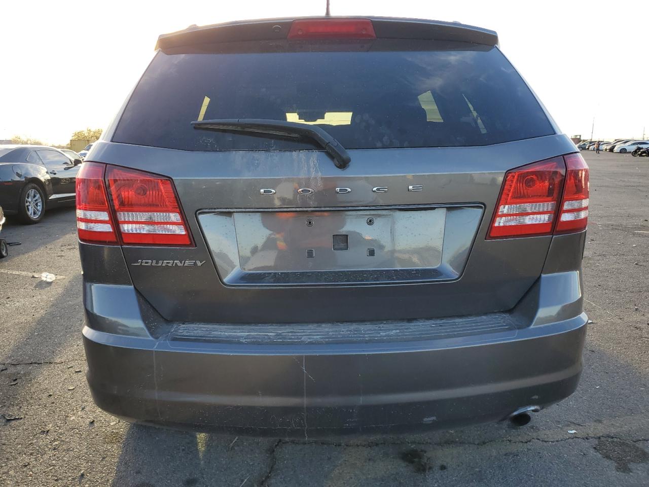 2018 Dodge Journey Se VIN: 3C4PDCABXJT375709 Lot: 85906354