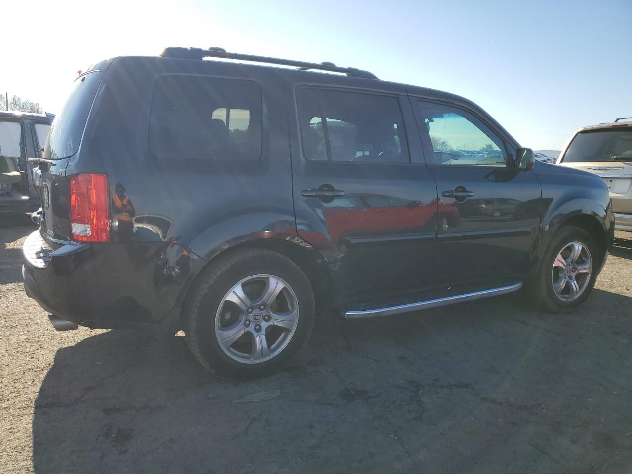 VIN 5FNYF4H50EB053363 2014 HONDA PILOT no.3