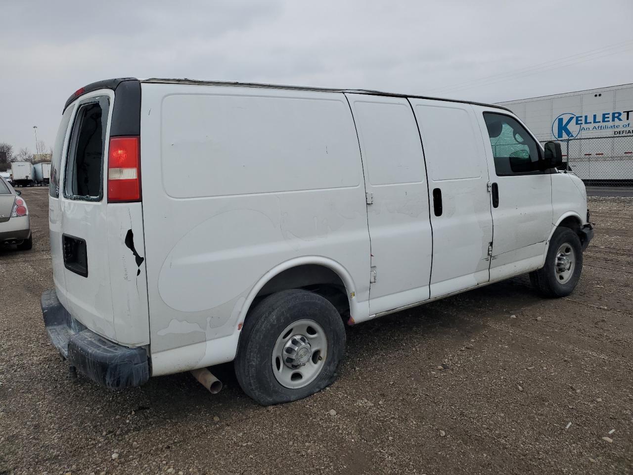 VIN 1GCWGFFA7E1167241 2014 CHEVROLET EXPRESS no.3