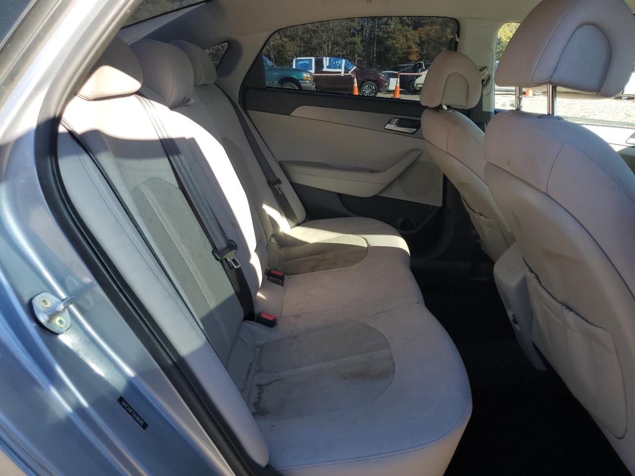 2016 Hyundai Sonata - Image 10