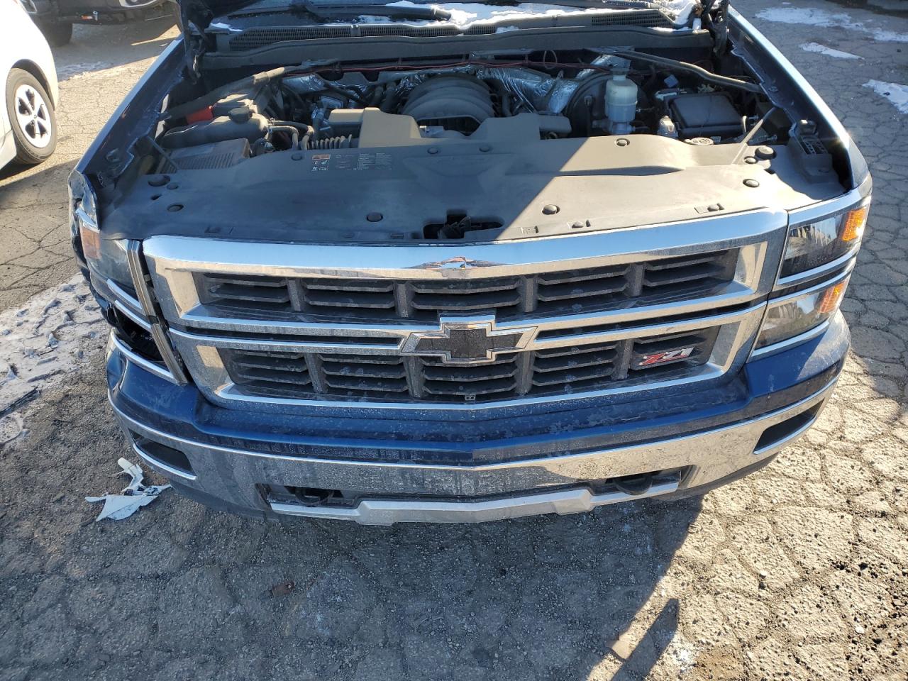 2015 Chevrolet Silverado - Image 11
