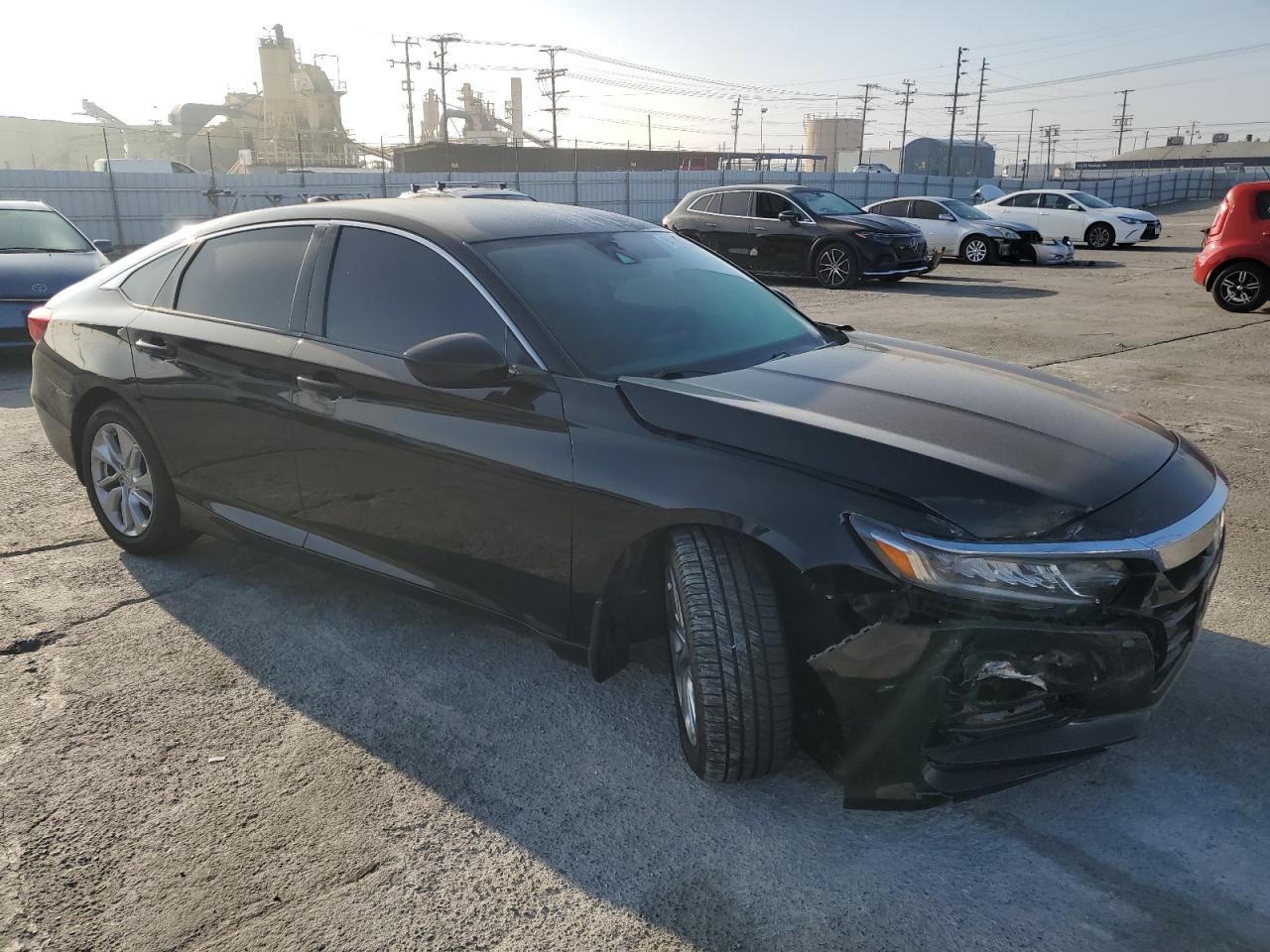 VIN 1HGCV1F13JA027887 2018 HONDA ACCORD no.4