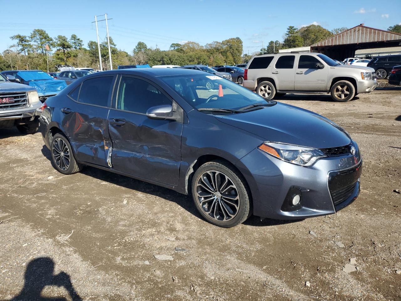 VIN 5YFBURHE6FP232991 2015 TOYOTA COROLLA no.4