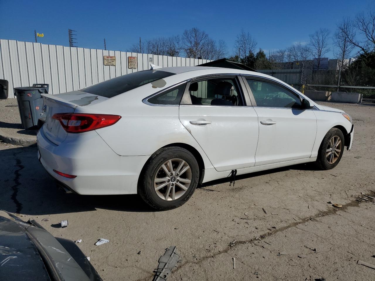 2017 Hyundai Sonata - Image 3