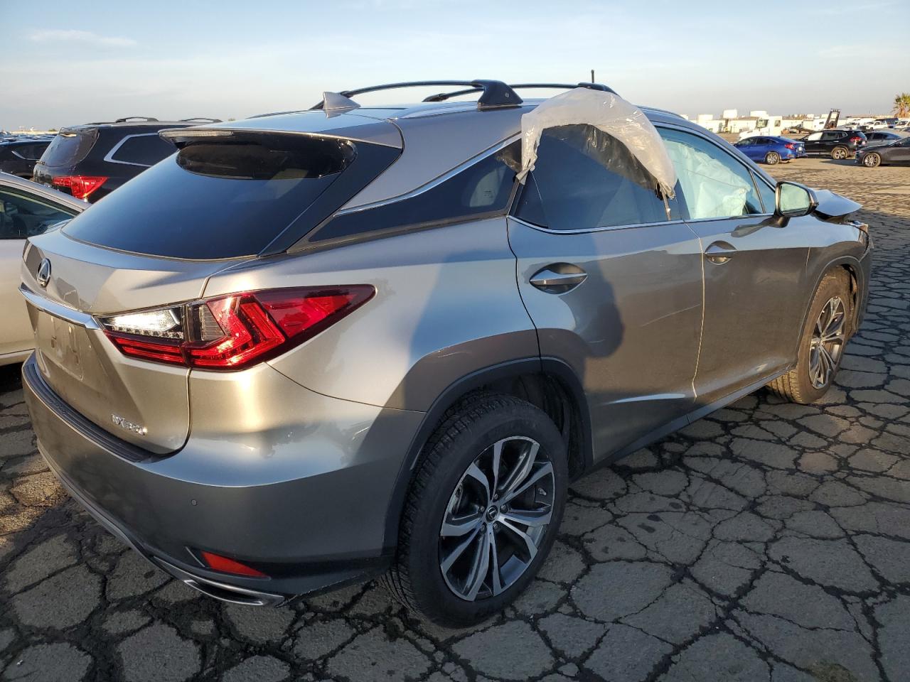2020 Lexus RX - Image 3