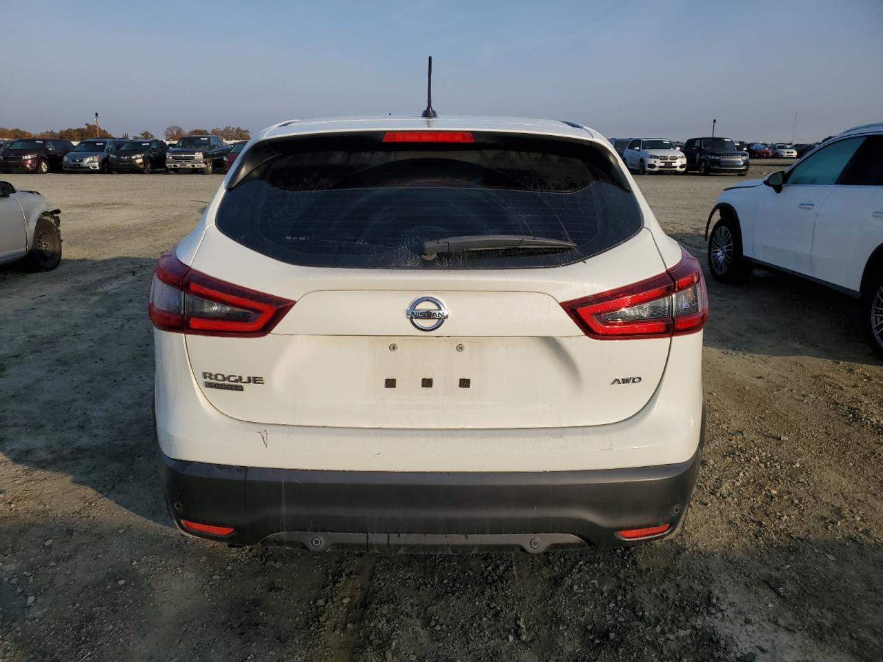 2021 Nissan Rogue - Image 6