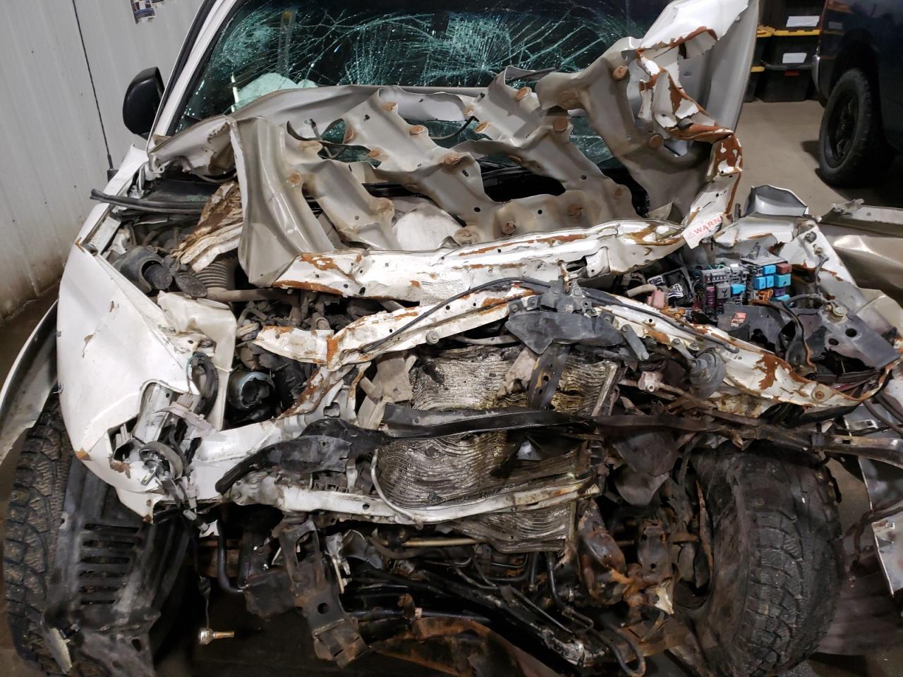 2015 Toyota Tacoma - Image 13