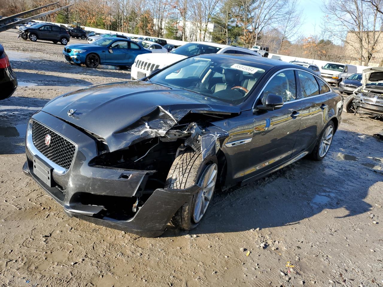 2016 Jaguar Xj за продажба в North Billerica, MA - Front End